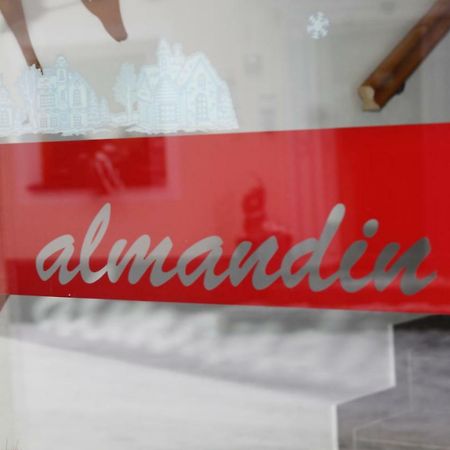 Almandin Apartments Ischgl Eksteriør billede