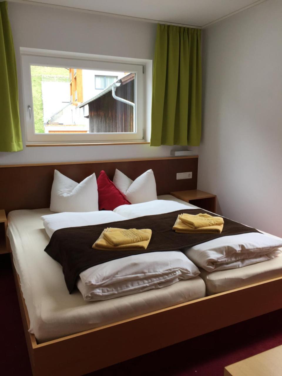 Almandin Apartments Ischgl Eksteriør billede