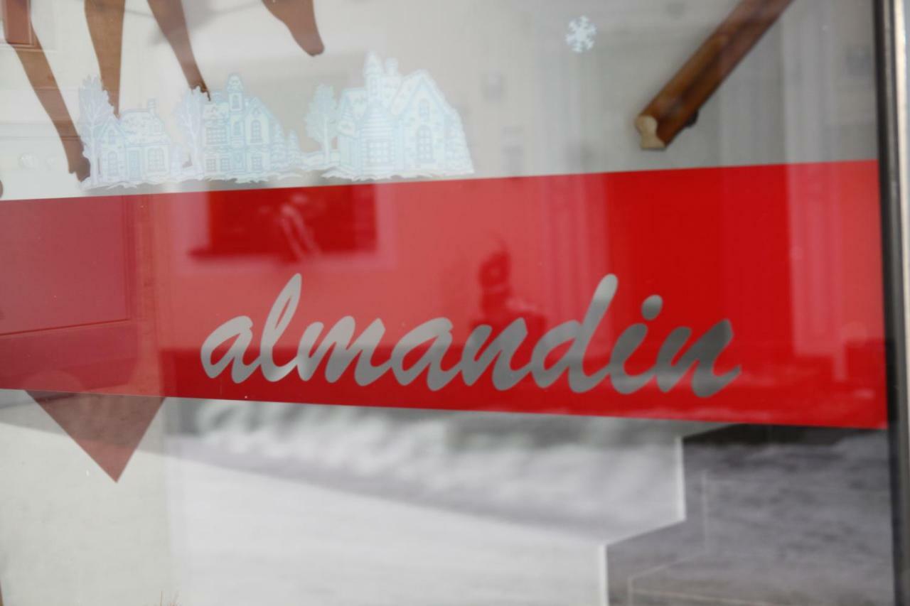 Almandin Apartments Ischgl Eksteriør billede